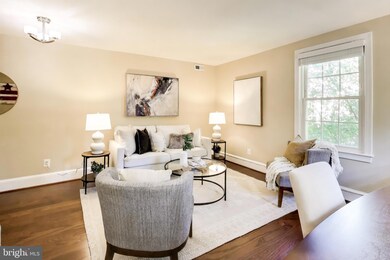 2725 Ordway St NW unit 2, Washington, DC 20008 - photo 3