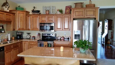 174 Popes Creek Ln, Mount Washington, KY 40047 - photo 7