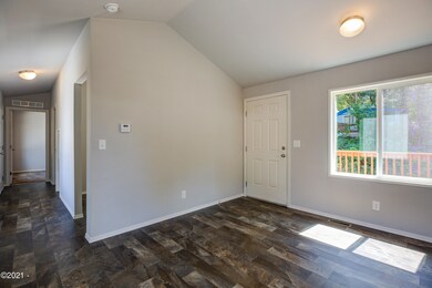 402 N Charmwood