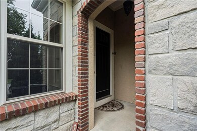 1821 SW Napa Valley Dr, Lees Summit, MO 64082 - photo 4