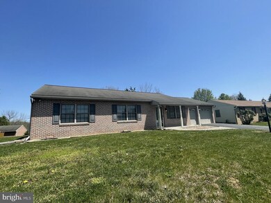 127 Dartmouth Dr, Hagerstown, MD 21742 - photo 3