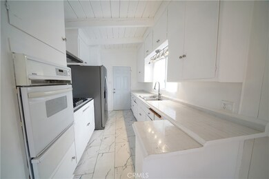 2461 Palm Dr, Hermosa Beach, CA 90254 - photo 7