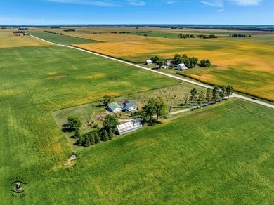 1258 E 2900 Rd N, Clifton, IL 60927 - photo 2