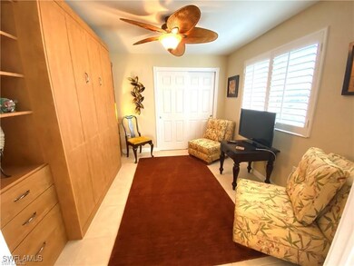 Living area with ceiling fan