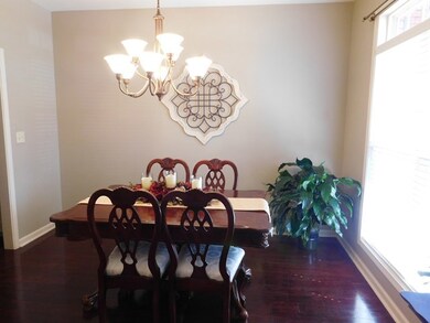 Formal Dining