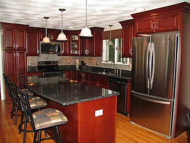 10 Lantern Ln, Cumberland, RI 02864 - photo 5