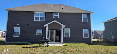 2556 Redding Dr, Whitestown, IN 46075 - photo 2