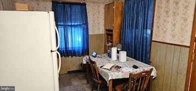 910 N Point Rd, Baltimore, MD 21224 - photo 7