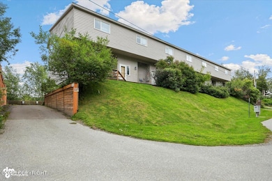 1072 E Westpoint Dr unit 5, Wasilla, AK 99654 - photo 2