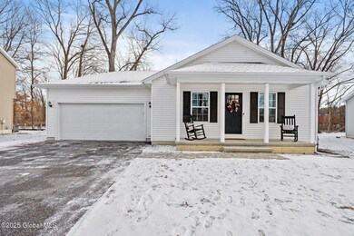 12 Feeder Bend, Glens Falls, NY 12801 - photo 2