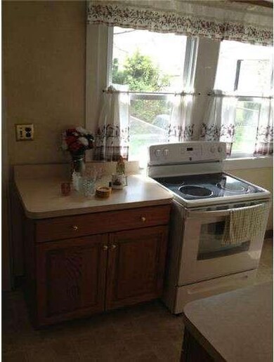 4479 E Thompson St, Philadelphia, PA 19137 - photo 5