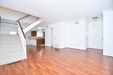 10018 Knoboak Dr unit 21, Houston, TX 77080 - photo 6