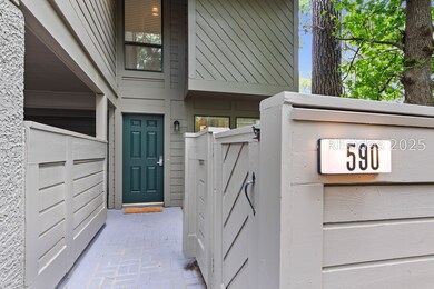 124 N Sea Pines Dr unit 584, Hilton Head Island, SC 29928 - photo 2