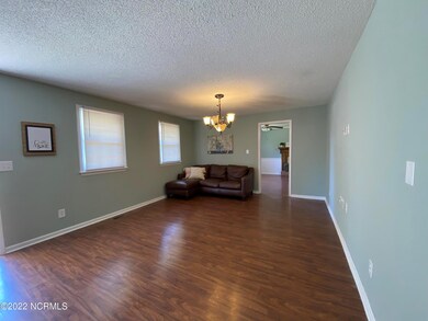106 Lionel Ave, Jacksonville, NC 28540 - photo 4
