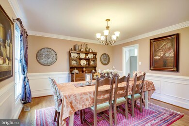 12688 Crossbow Dr, Manassas, VA 20112 - photo 4