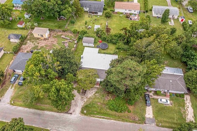 1087 Pine Dr, Myrtle Beach, SC 29577 - photo 2