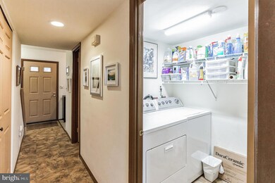 1623 Morton Ct, Lansdale, PA 19446 - photo 3