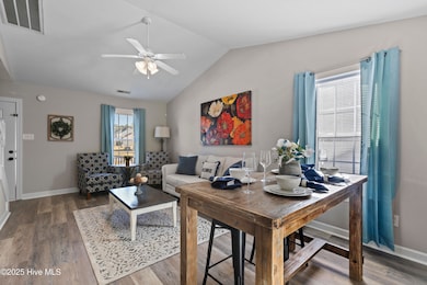 806 Springwood Dr, Jacksonville, NC 28546 - photo 5