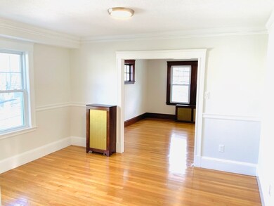 99-101 Thorndike St unit 2, Arlington, MA 02474 - photo 3