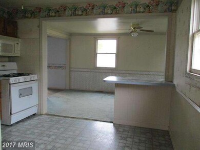 2400 Oak Manor Rd, Sparrows Point, MD 21219 - photo 7