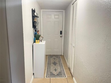 4149 S Semoran Blvd unit 10, Orlando, FL 32822 - photo 3