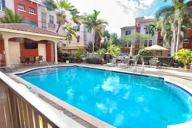 1033 NE 17th Way unit 404, Fort Lauderdale, FL 33304 - photo 2