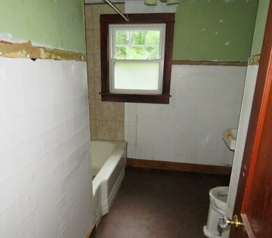 341 S Main St, Orange, MA 01364 - photo 6