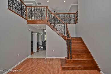 3 Foyer (1)