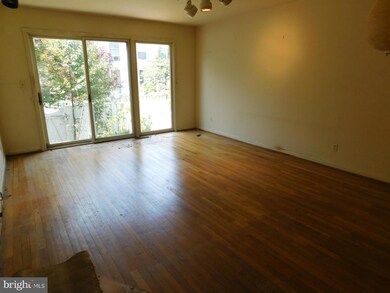 128 G St SW unit 164, Washington, DC 20024 - photo 2
