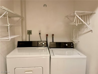 16390 Heather Ln unit 104, Middleburg Heights, OH 44130 - photo 7