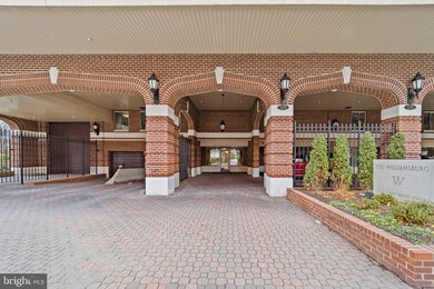 The Williamsburg unit PH18, Arlington, VA 22201 - photo 3