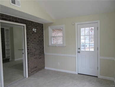 308 Chestnut St, Freemansburg, PA 18017 - photo 7