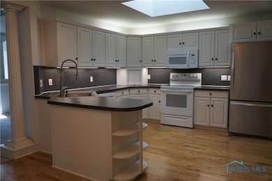 2412 McKivett Dr, Toledo, OH 43615 - photo 6