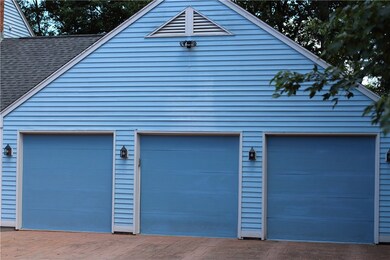 19 Mathew Dr, Johnston, RI 02919 - photo 3