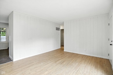 6672 E 43rd Place, Indianapolis, IN 46226 - photo 4