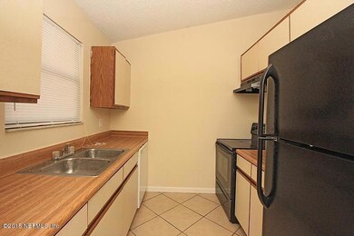 7627 Indian Lakes Dr unit 1, Jacksonville, FL 32210 - photo 3