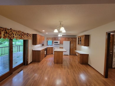 715 2nd Ave S, Waite Park, MN 56387 - photo 2