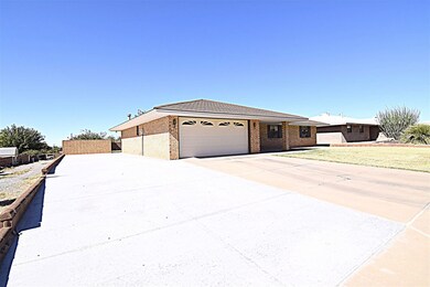 1103 Comanche Trail unit 8, Alamogordo, NM 88310 - photo 3