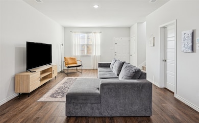 5712 Shore Point Trail, Fort Worth, TX 76119 - photo 5