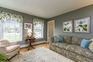 8 Fox Hollow Dr, Newmarket, NH 03857 - photo 3