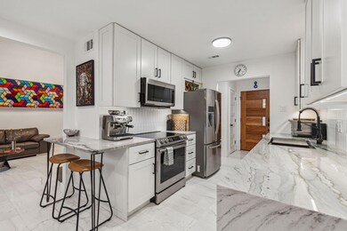 7416 E Northwest Hwy unit 104, Dallas, TX 75231 - photo 4