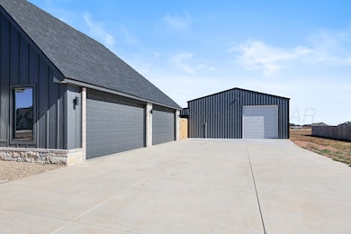 9921 Barton Springs Dr, Amarillo, TX 79119 - photo 3