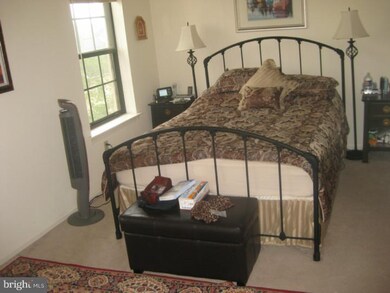 508 Canterbury Rd, Norristown, PA 19403 - photo 7