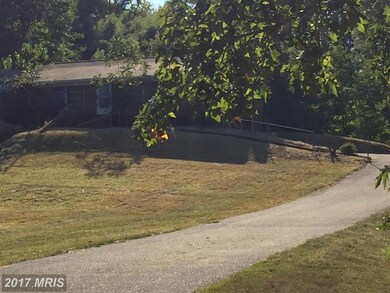 8720 Normal School Rd, Bowie, MD 20715 - photo 5