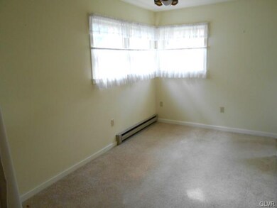 876 Cattell St, Easton, PA 18042 - photo 7