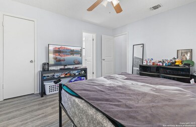 829 Garden Meadow, Universal City, TX 78148 - photo 7