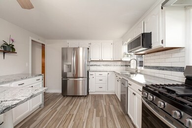 62 Locust St, Holliston, MA 01746 - photo 6