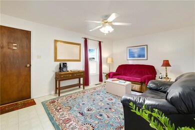 206 Walnut St, Prairie Grove, AR 72753 - photo 3