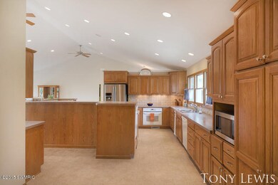 13240 Beckwith Dr NE, Lowell, MI 49331 - photo 7