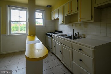 4522 Umatilla Ave, Baltimore, MD 21215 - photo 6